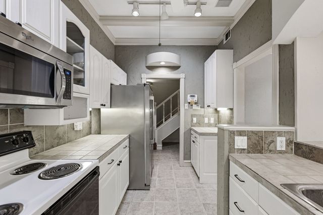 4050 Frankford Road 804, Dallas, TX 75287