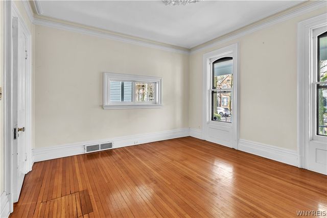 41 Irving Place, Buffalo, NY 14201