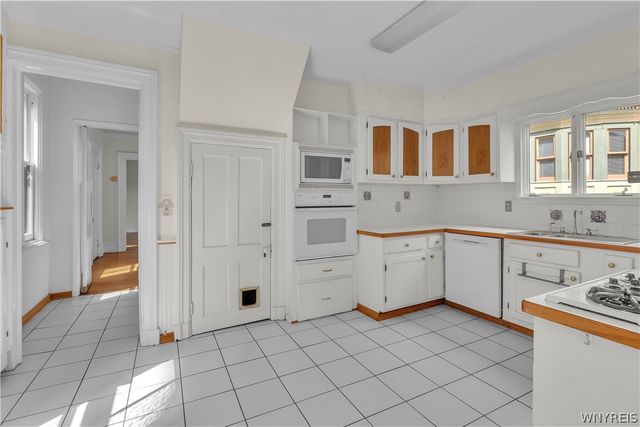 41 Irving Place, Buffalo, NY 14201