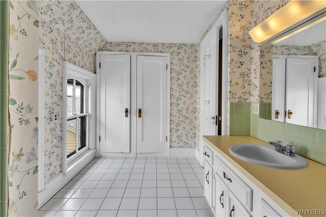 41 Irving Place, Buffalo, NY 14201