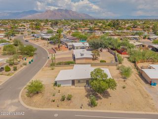 7460 N Oldfather Drive, Tucson, AZ 85741