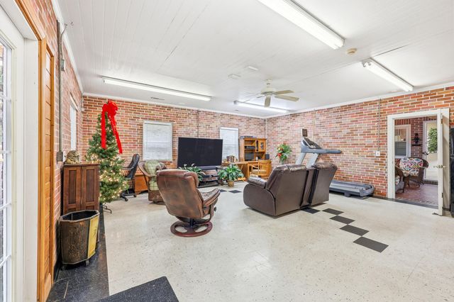 705 Woodland Drive, Kingstree, SC 29556