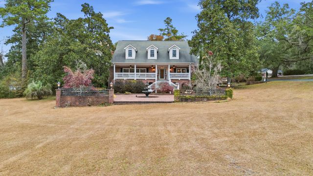 705 Woodland Drive, Kingstree, SC 29556