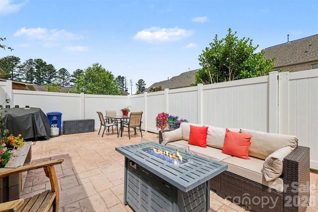 5012 Forest Hills Place, Fort Mill, SC 29707
