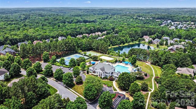 5012 Forest Hills Place, Fort Mill, SC 29707