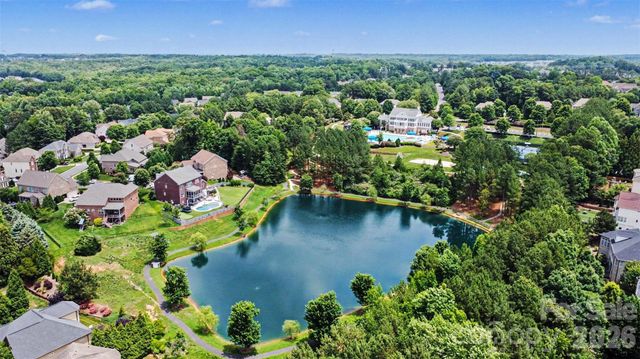 5012 Forest Hills Place, Fort Mill, SC 29707