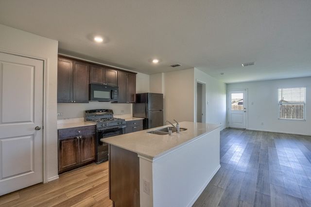444 Frio Pass Trail, Fort Worth, TX 76052