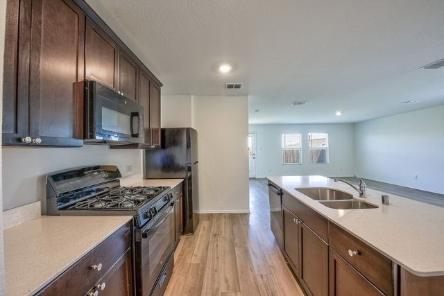 444 Frio Pass Trail, Fort Worth, TX 76052