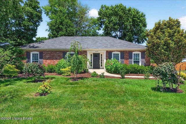 11019 Brechin Rd, Louisville, KY 40243
