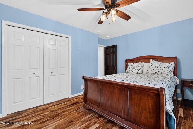 11019 Brechin Rd, Louisville, KY 40243