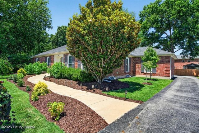 11019 Brechin Rd, Louisville, KY 40243