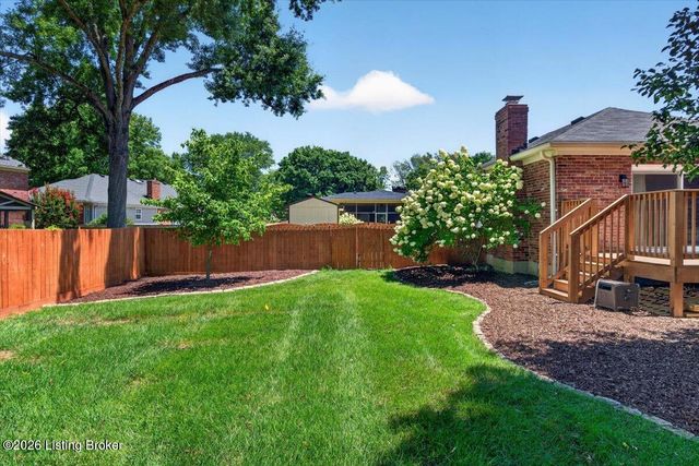11019 Brechin Rd, Louisville, KY 40243