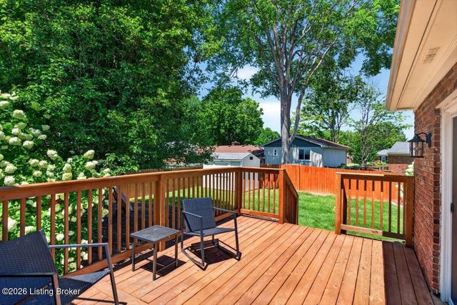 11019 Brechin Rd, Louisville, KY 40243