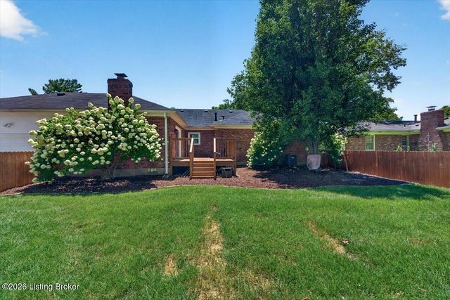 11019 Brechin Rd, Louisville, KY 40243