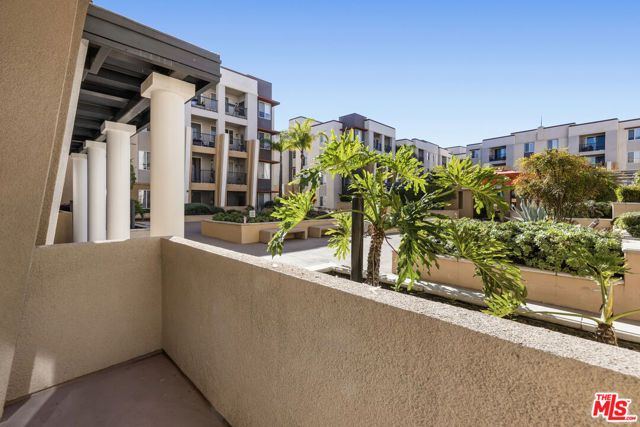 360 W Avenue 26 111, Los Angeles, CA 90031