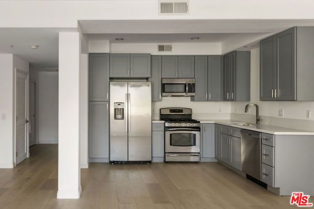 360 W Avenue 26 111, Los Angeles, CA 90031