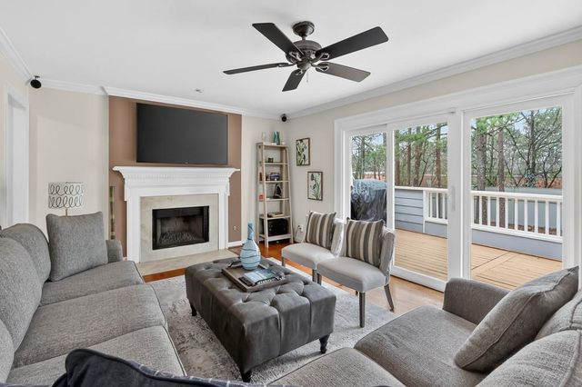 2340 Defoors Ferry NW Road, Atlanta, GA 30318