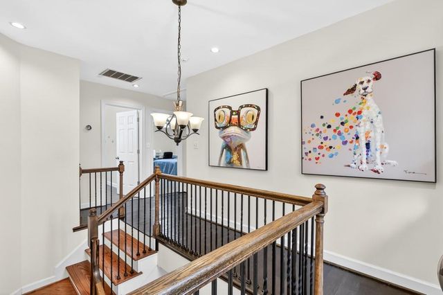 2340 Defoors Ferry NW Road, Atlanta, GA 30318