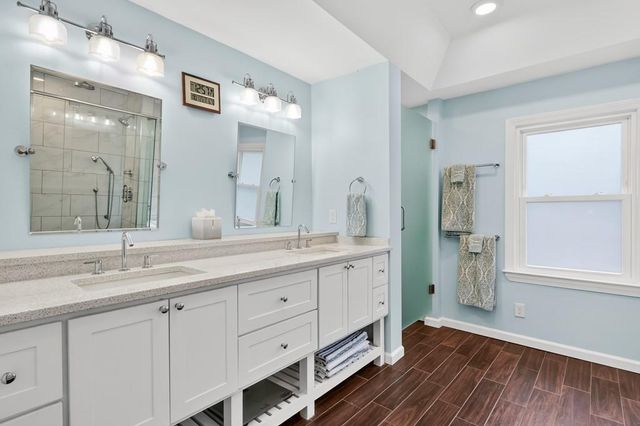 2340 Defoors Ferry NW Road, Atlanta, GA 30318