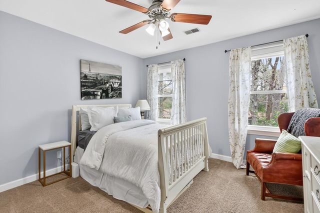 2340 Defoors Ferry NW Road, Atlanta, GA 30318