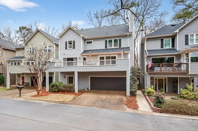 2340 Defoors Ferry NW Road, Atlanta, GA 30318