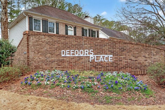 2340 Defoors Ferry NW Road, Atlanta, GA 30318