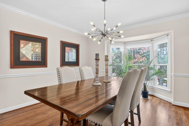 2340 Defoors Ferry NW Road, Atlanta, GA 30318