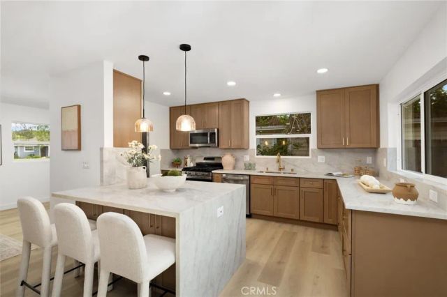 6953 E Stearns St, Long Beach, CA 90815