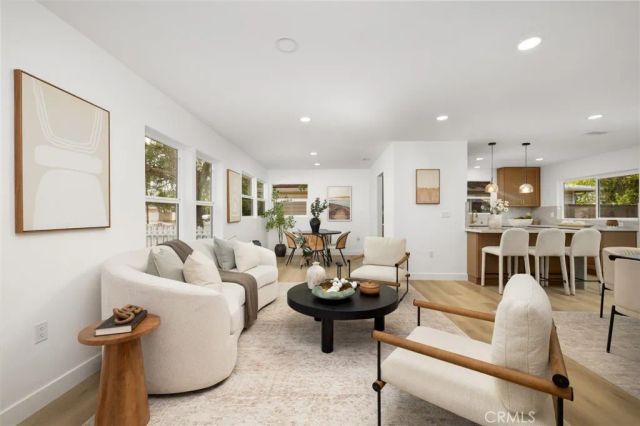 6953 E Stearns St, Long Beach, CA 90815