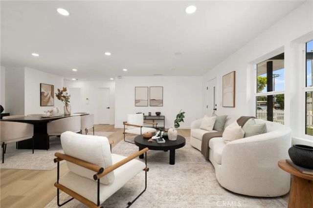 6953 E Stearns St, Long Beach, CA 90815