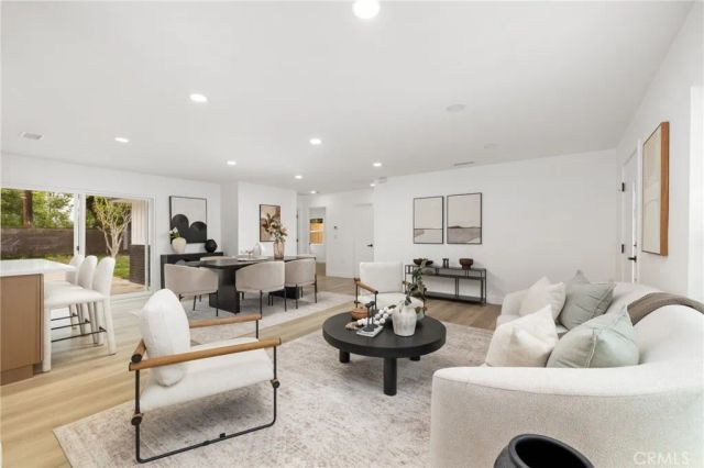 6953 E Stearns St, Long Beach, CA 90815