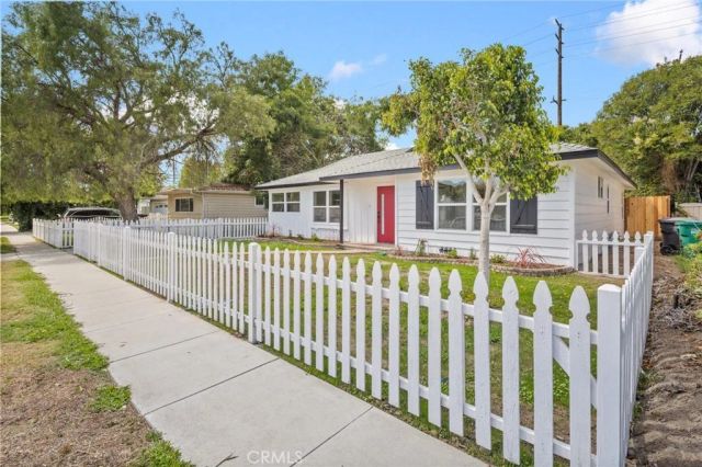 6953 E Stearns St, Long Beach, CA 90815
