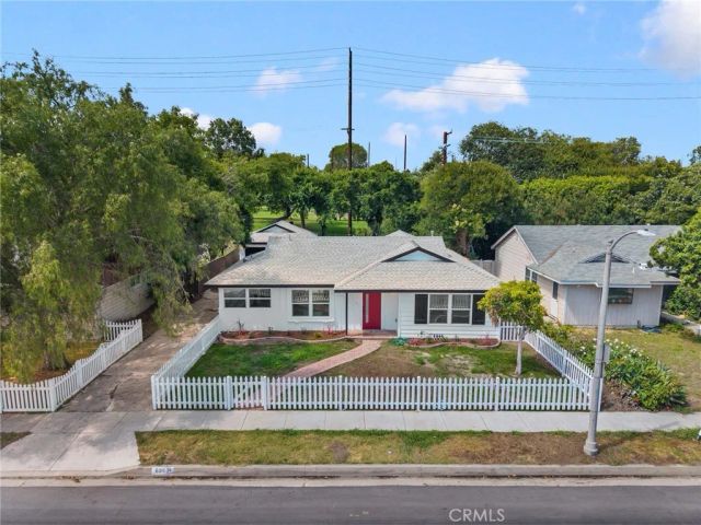 6953 E Stearns St, Long Beach, CA 90815