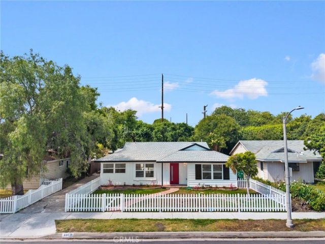 6953 E Stearns St, Long Beach, CA 90815