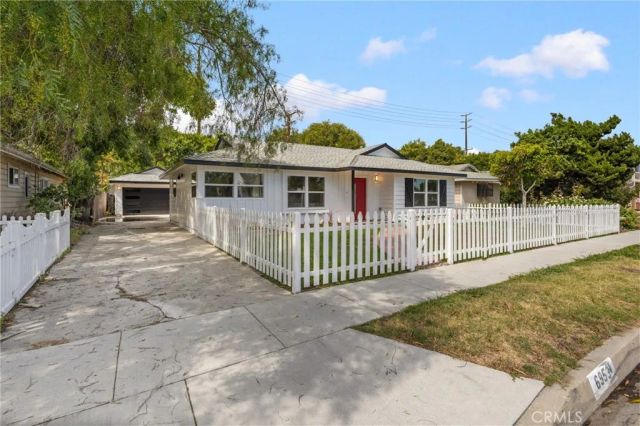 6953 E Stearns St, Long Beach, CA 90815