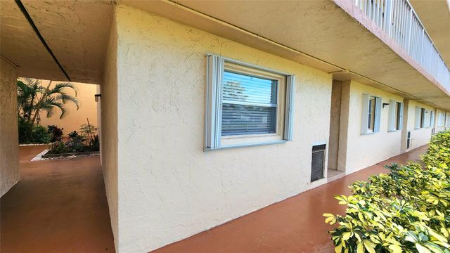 700 SE 6th Ave 106, Deerfield Beach, FL 33441