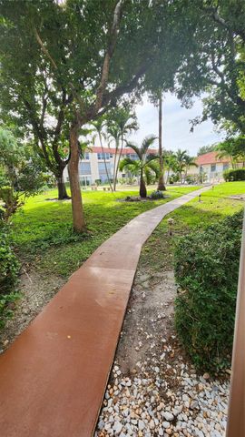 700 SE 6th Ave 106, Deerfield Beach, FL 33441