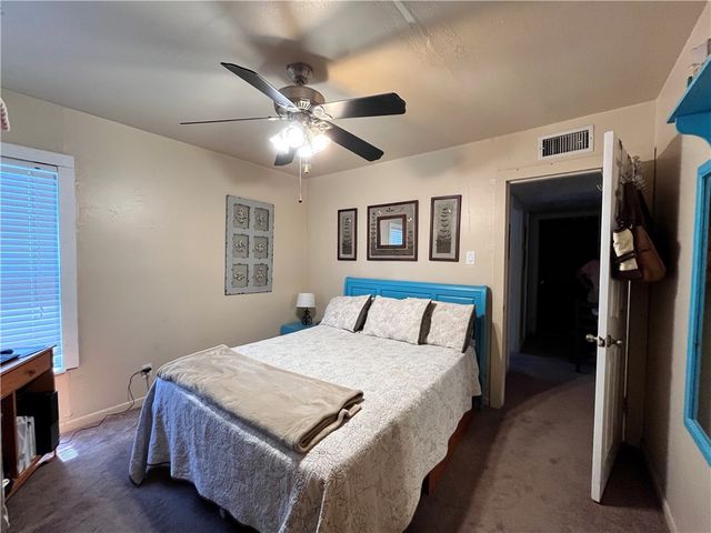 729 Chase Dr, Corpus Christi, TX 78412