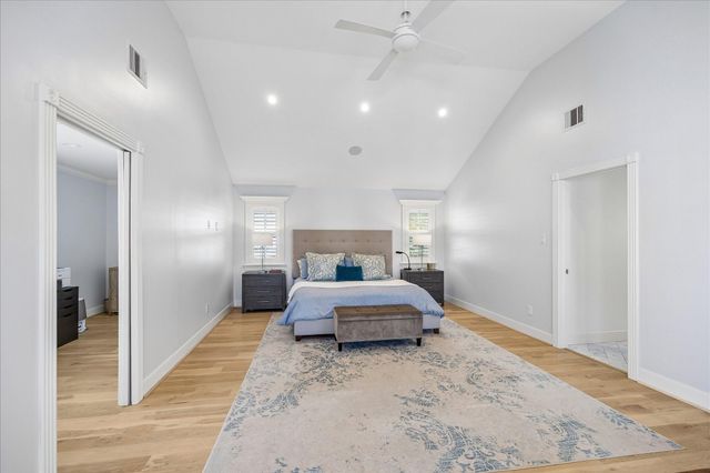 1741 Banks Street, Houston, TX 77098