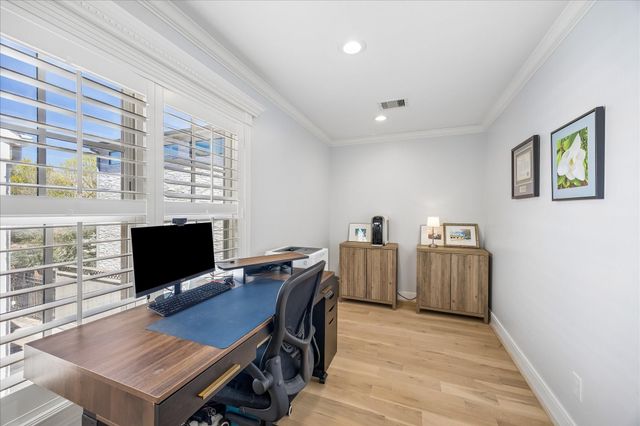 1741 Banks Street, Houston, TX 77098