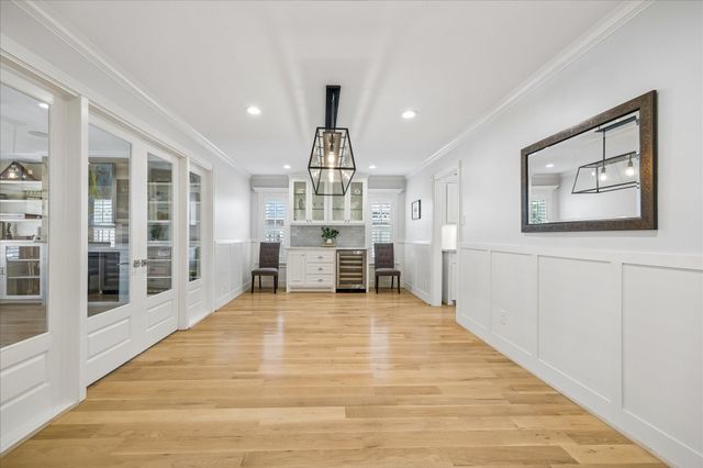 1741 Banks Street, Houston, TX 77098