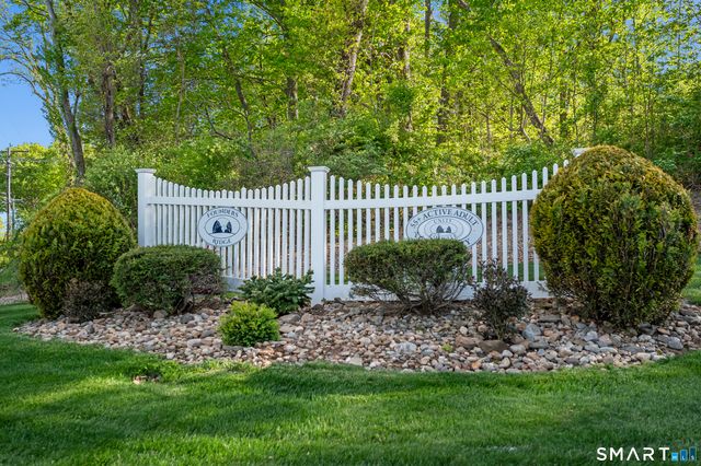 11 Webster Lane 6, Middletown, CT 06457