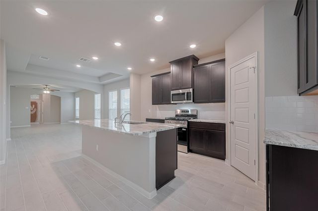 730 Marion Place Drive, Dayton, TX 77535