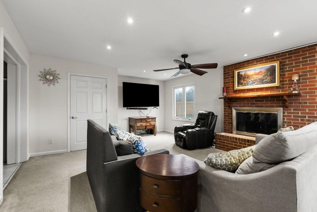 101 Charlotte Drive, Cynthiana, KY 41031