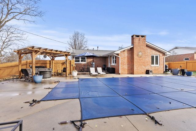 101 Charlotte Drive, Cynthiana, KY 41031