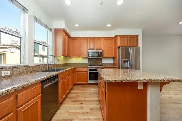 5055 Coral Sand Ter, San Diego, CA 92117