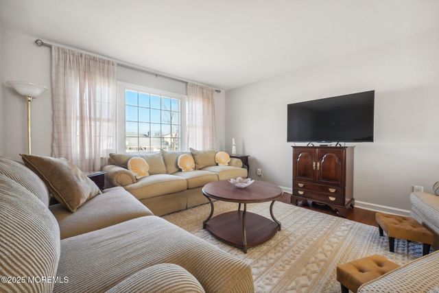 202 Yale Avenue WINTER MONTHLY RENTAL, Point Pleasant Beach, NJ 08742