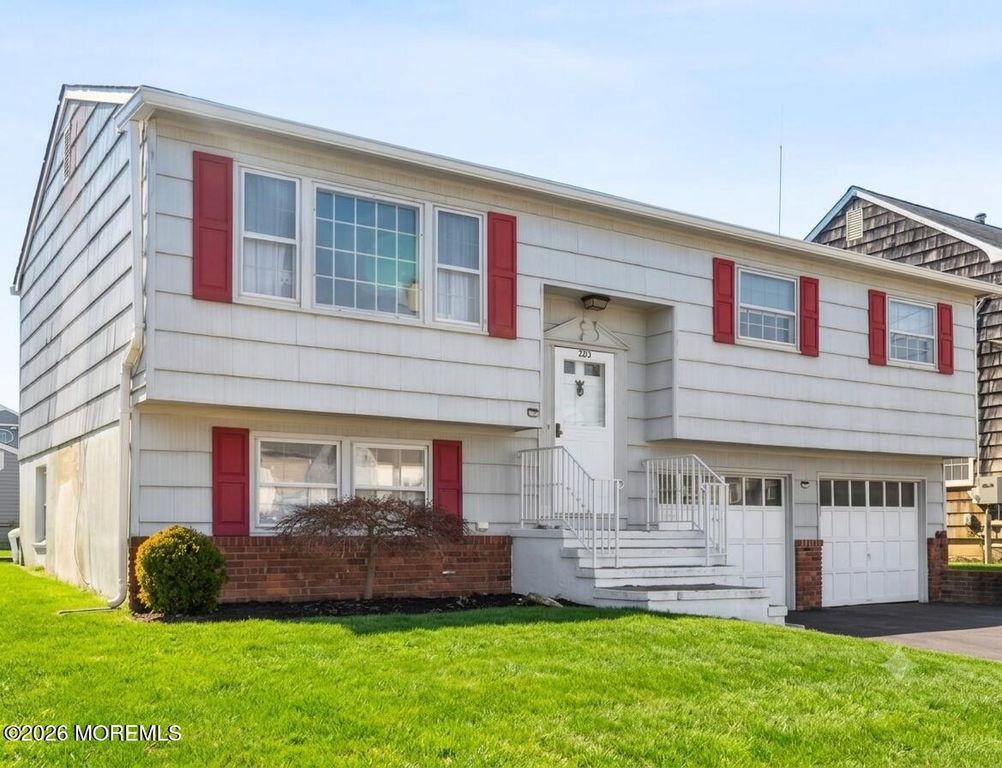 202 Yale Avenue WINTER MONTHLY RENTAL, Point Pleasant Beach, NJ 08742