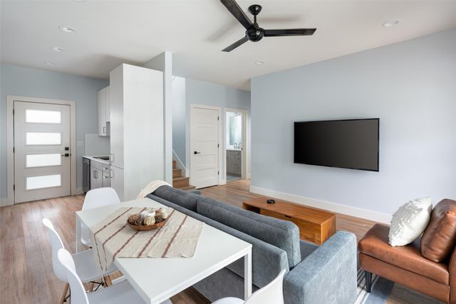 1193 E M. Franklin Ave 2, Austin, TX 78721
