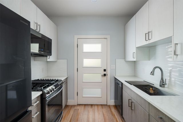 1193 E M. Franklin Ave 2, Austin, TX 78721